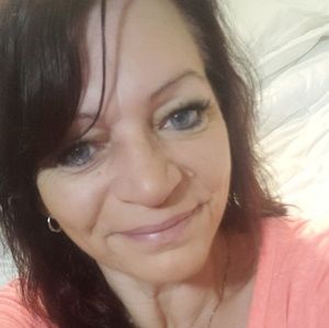 Meet your Posher, Lorraine